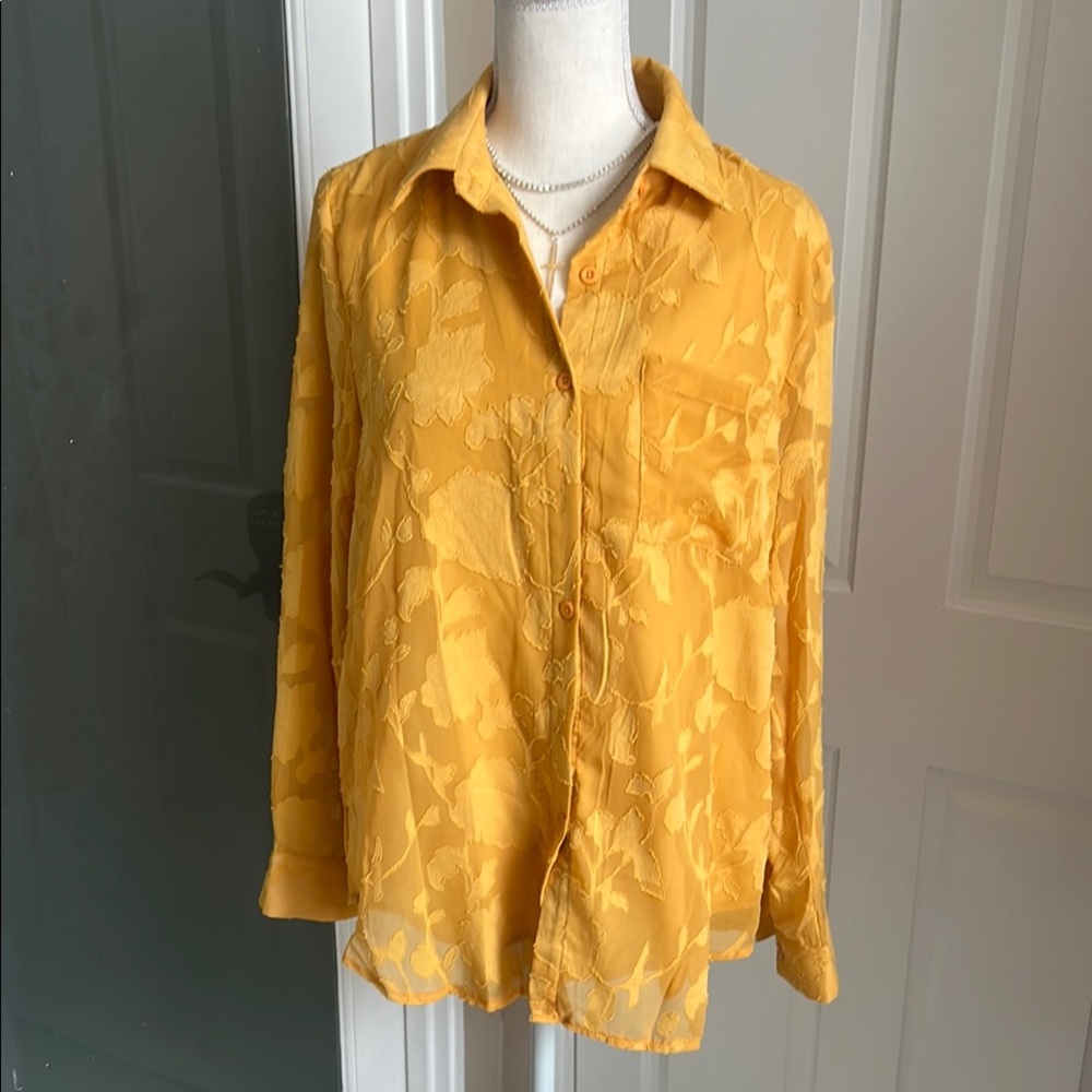 Pretty Garden Yellow Floral Women's Top